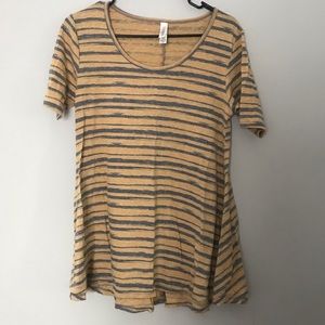 LulaRoe Shirt XXS